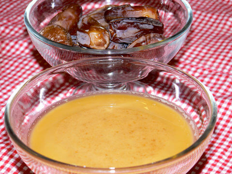 Haysa Al-Tumreya (salsa para los dátiles)